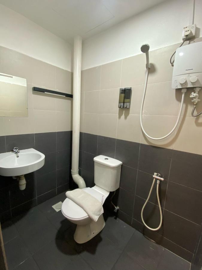 V Hotel Johor Bahru Exteriér fotografie